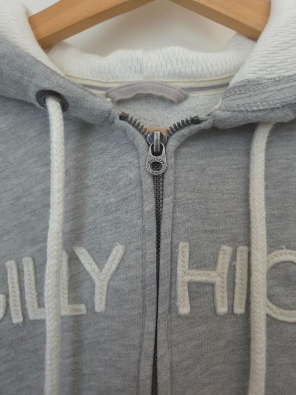 Gilly Hicks Sydney Gray Full-Zip Spell-Out Logo Soft Fleece Hoodie Women's Sz S - Picture 3 of 6